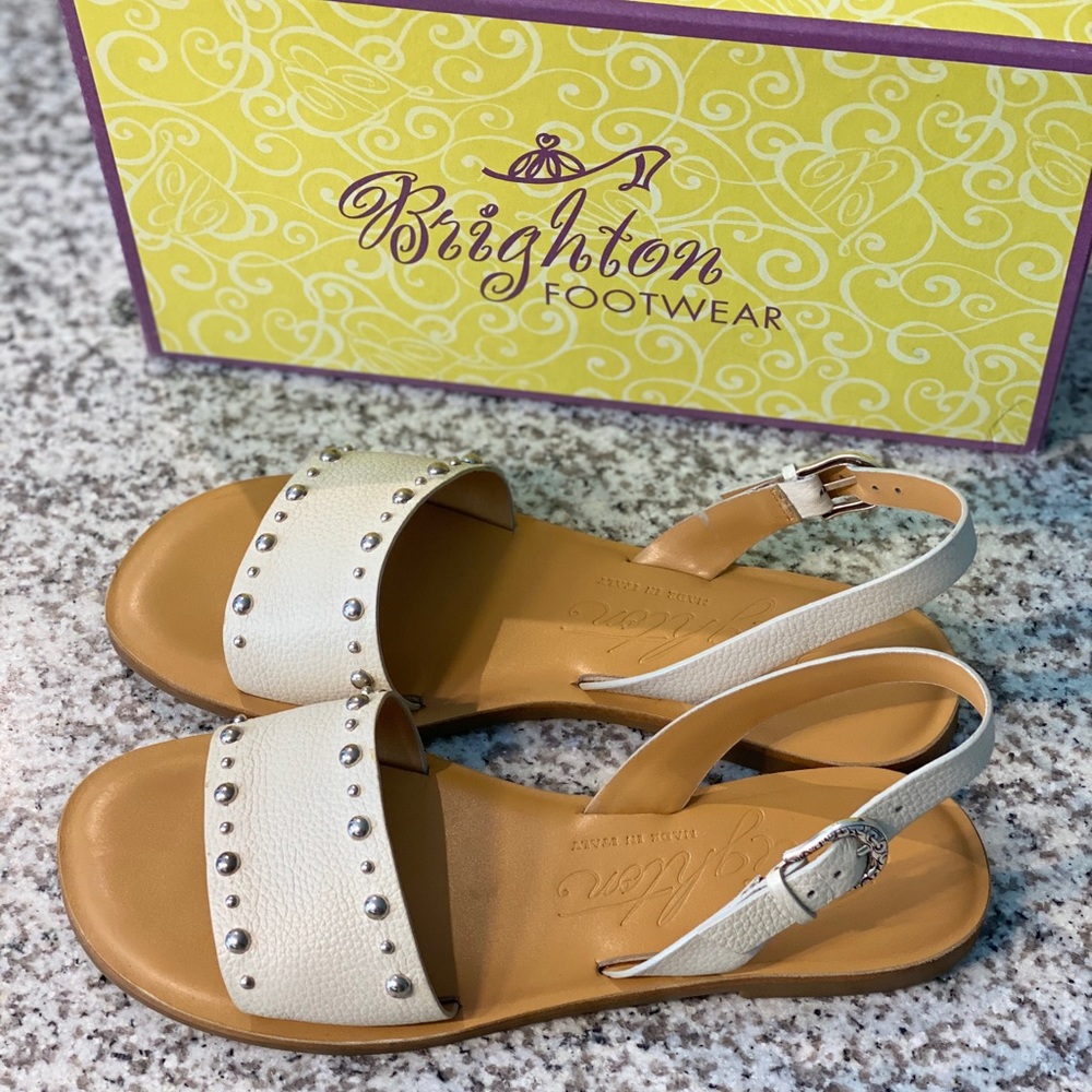 Brighton Avril flat sandal Sz 7.5 off-white
